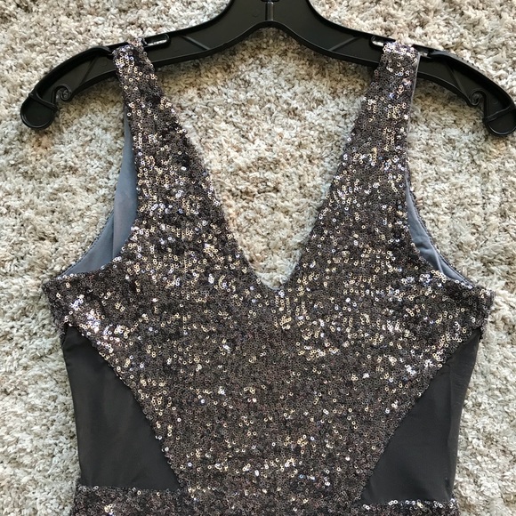 Bebe Dress - Picture 3 of 7